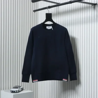 TB Sweatshirt With Round Neck And New Hem