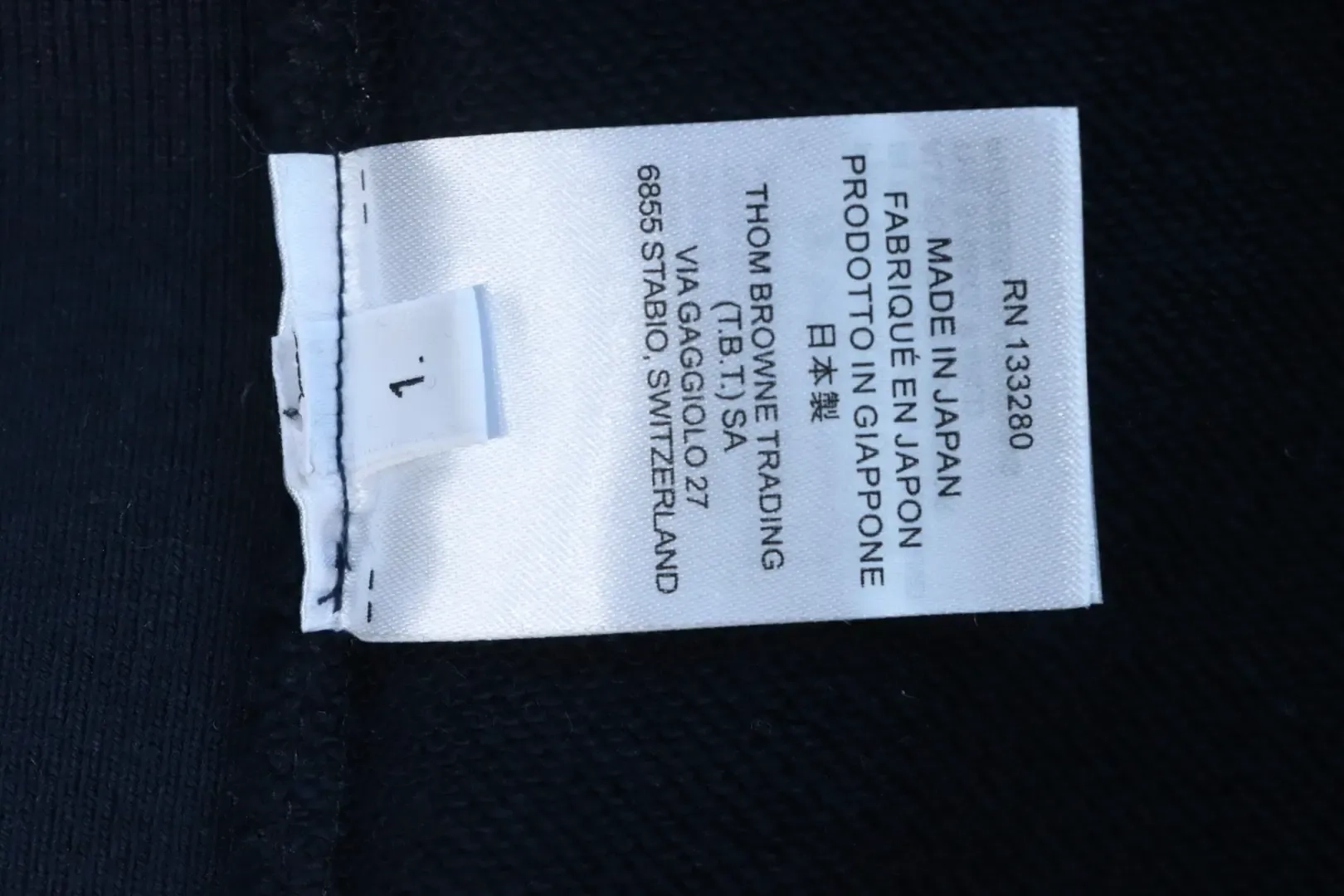 TB Sweatshirt With Round Neck And New Hem - Image 10