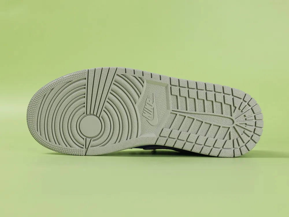 Zion Williamson x Air Jordan 1 Retro Low OG Voodoo Alternate - Image 6