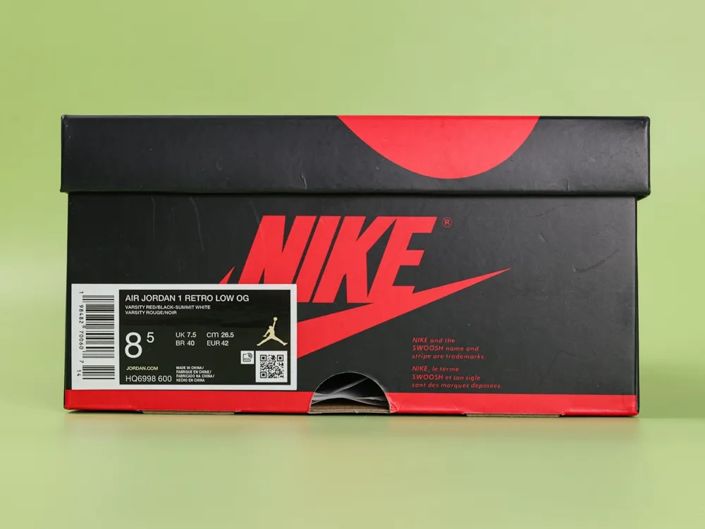 Air Jordan 1 Low OG Sneakers Red 2025 latest version - Image 12