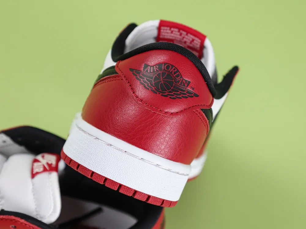 Air Jordan 1 Low OG Sneakers Red 2025 latest version - Image 8