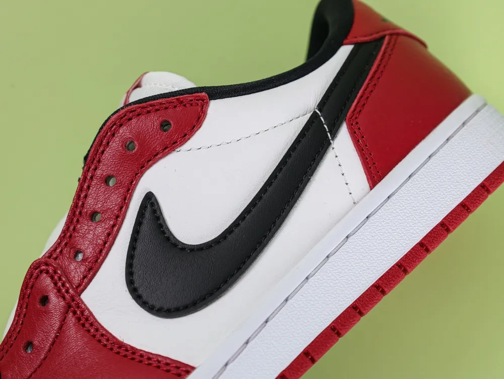 Air Jordan 1 Low OG Sneakers Red 2025 latest version - Image 10