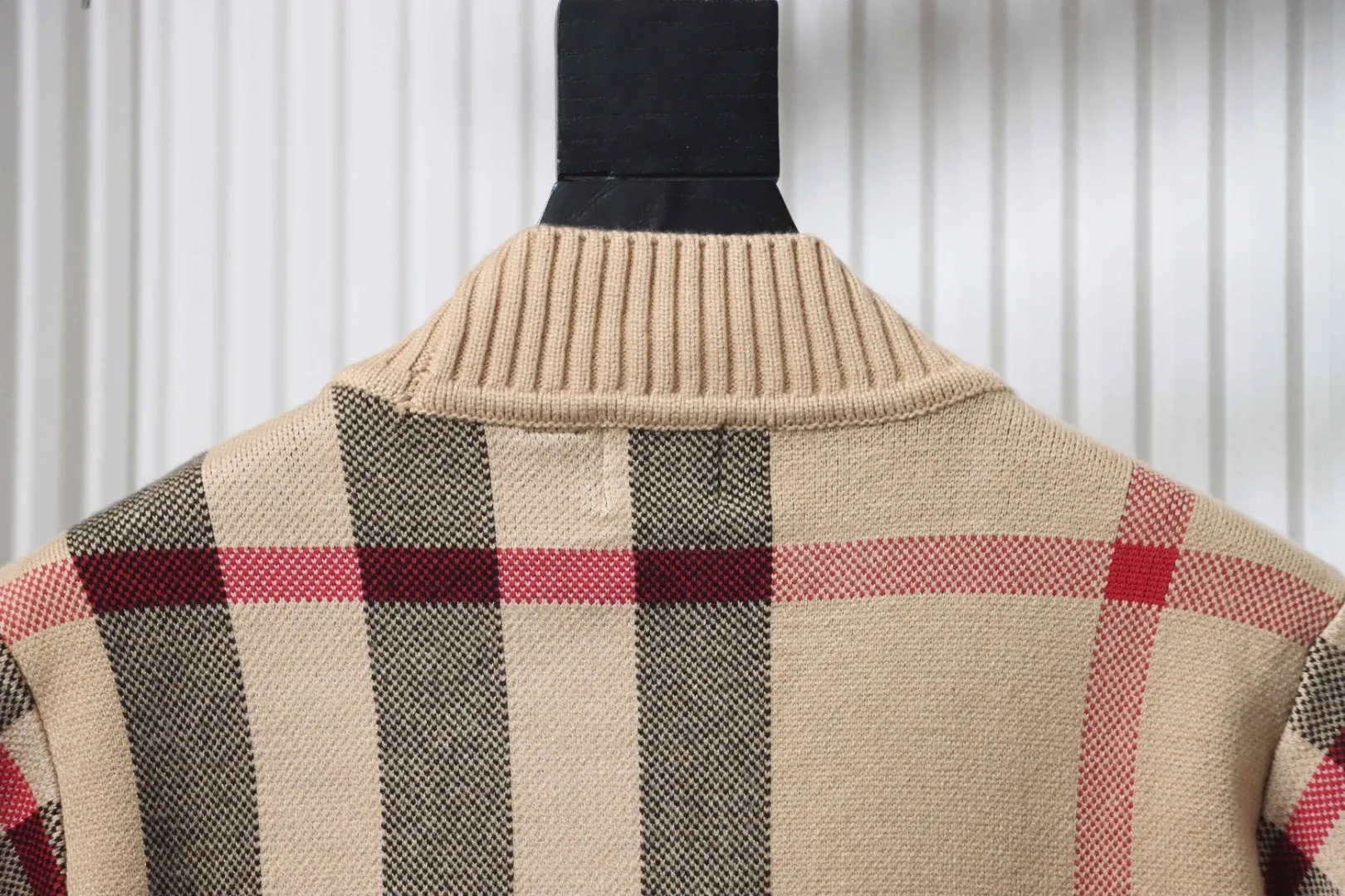 BU Checked Wool Jacquard Cardigan With High Collar - Image 4