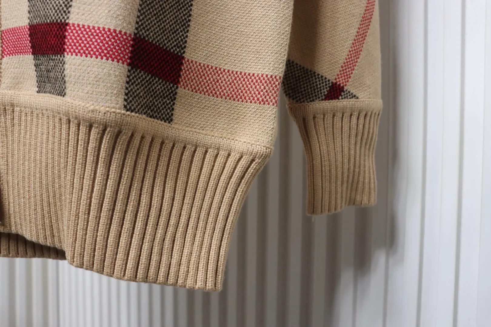 BU Checked Wool Jacquard Cardigan With High Collar - Image 5