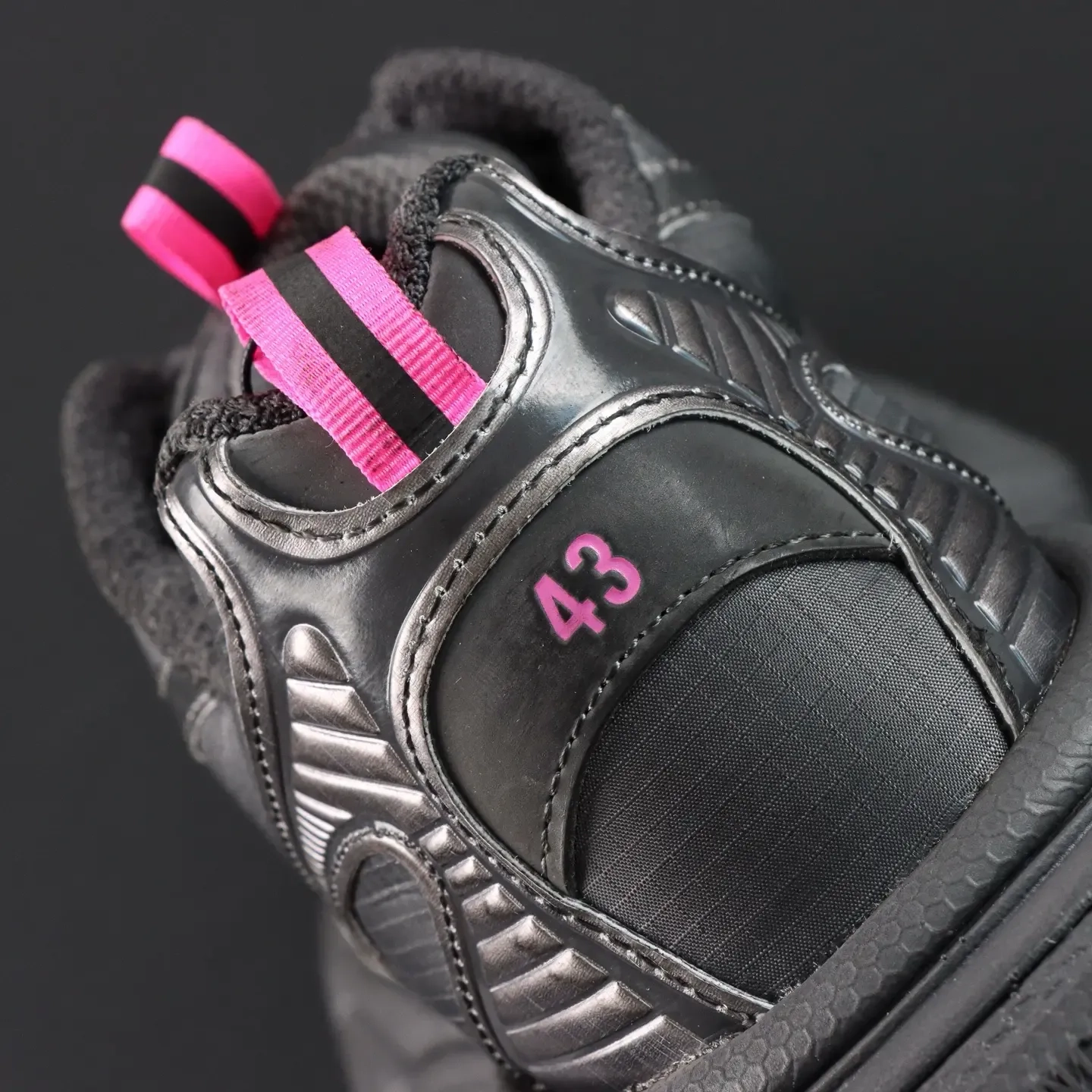 Balenciaga 3XL Black Gray Pink Low Top Sneakers - Image 9