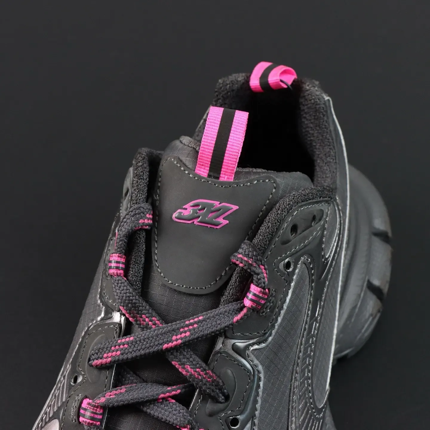 Balenciaga 3XL Black Gray Pink Low Top Sneakers - Image 10