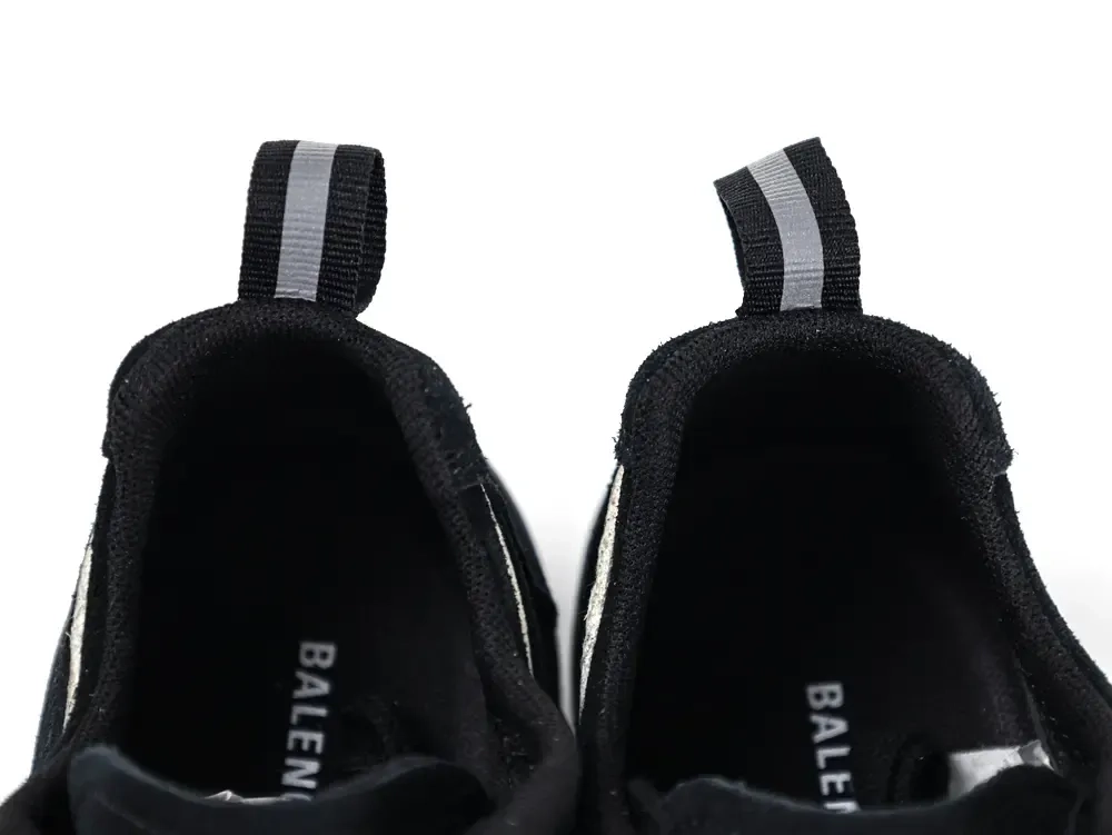 Balenciaga x Puma Speedcat distressed suede low-top sneakers - Image 11