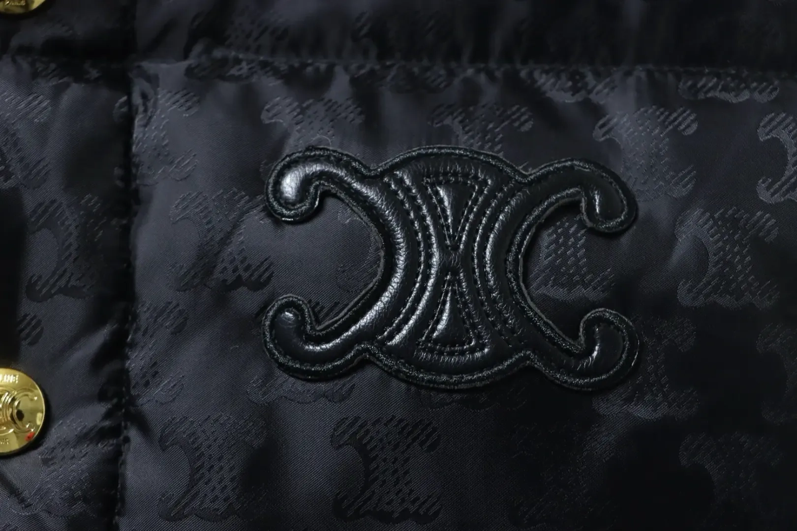 CE Arc de Triomphe dark pattern down vest - Image 5