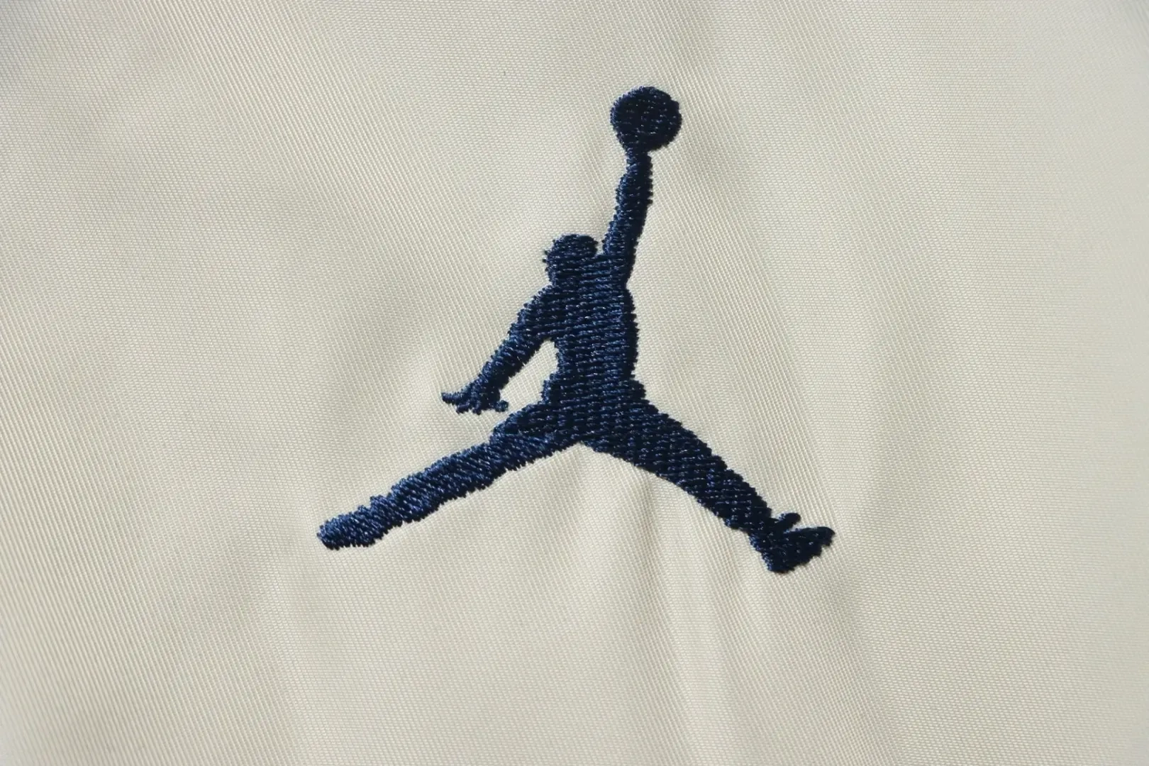 Jacket With Contrasting Patch Design And Embroidered Air Jordan Logo XXL - Image 5