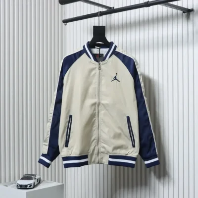 Jacket With Contrasting Patch Design And Embroidered Air Jordan Logo XXL