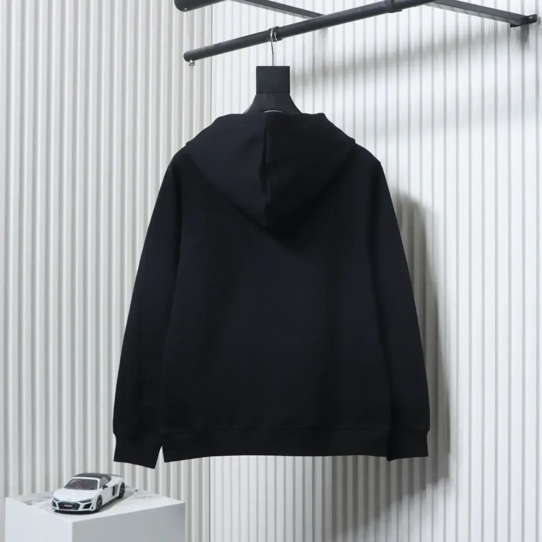 LO Hooded sweatshirt with hollowed-out, laminated lettering XXL - Image 2