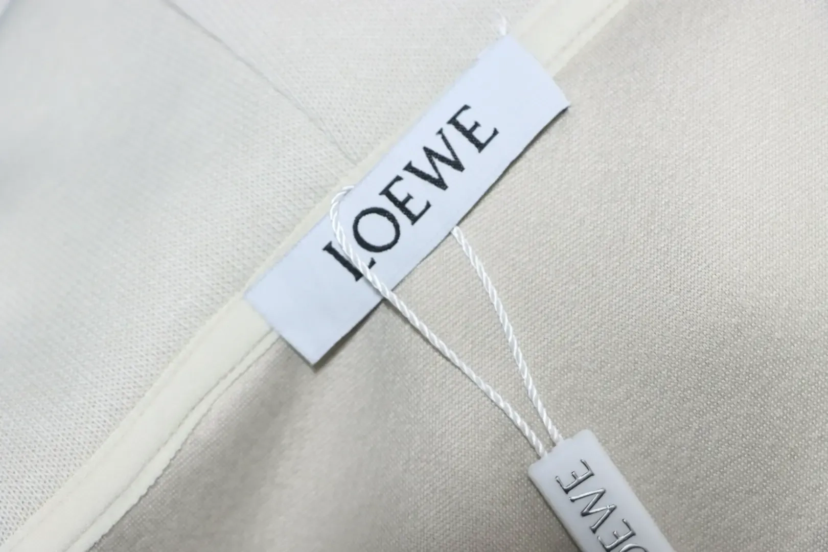 LO Hooded sweatshirt with hollowed-out, laminated lettering XXL - Image 13