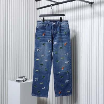 LU Jeans With Animal Embroidery