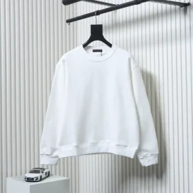 LU Round Neck Sweatshirt With Small Silicone Logo