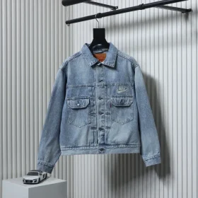 Levi’S X Nike Loose Casual Denim Jacket With Button And Double Pocket, Logo And Comfortable Lapel