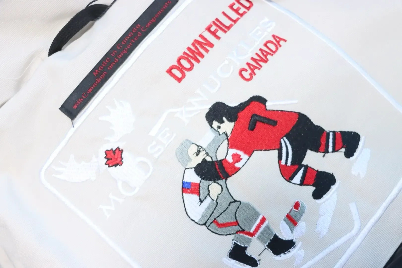 M00Se Knuck1Es Classic Men'S Down Jacket - Image 11