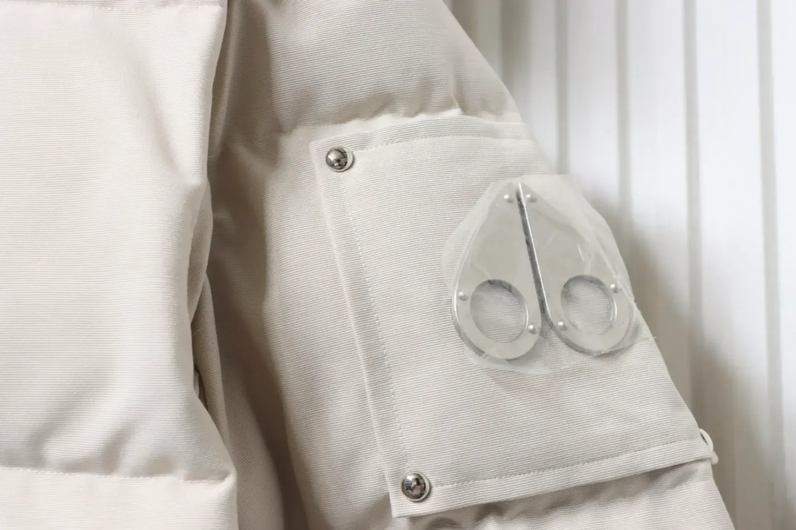 M00Se Knuck1Es Classic Men'S Down Jacket - Image 5