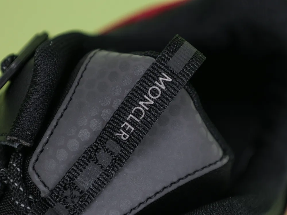 Moncler Trailgrip Gore-Tex Black Red - Image 3