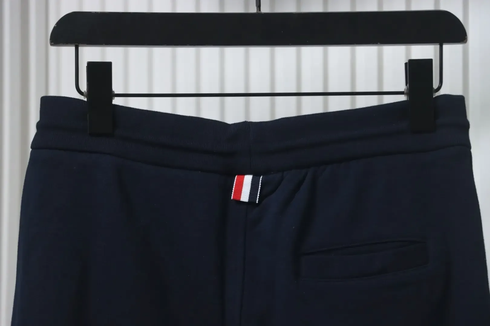 TB New Yarn-Dyed Vertical Leg Trousers - Image 5