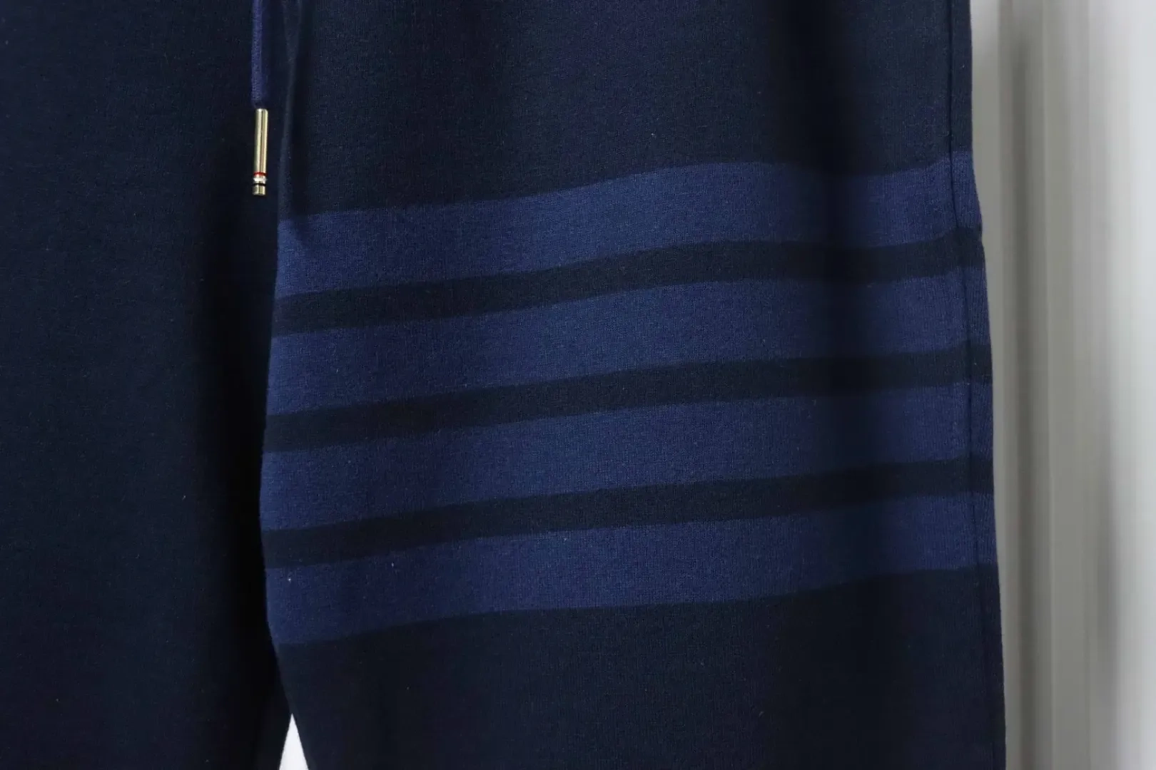 TB New Yarn-Dyed Vertical Leg Trousers - Image 8