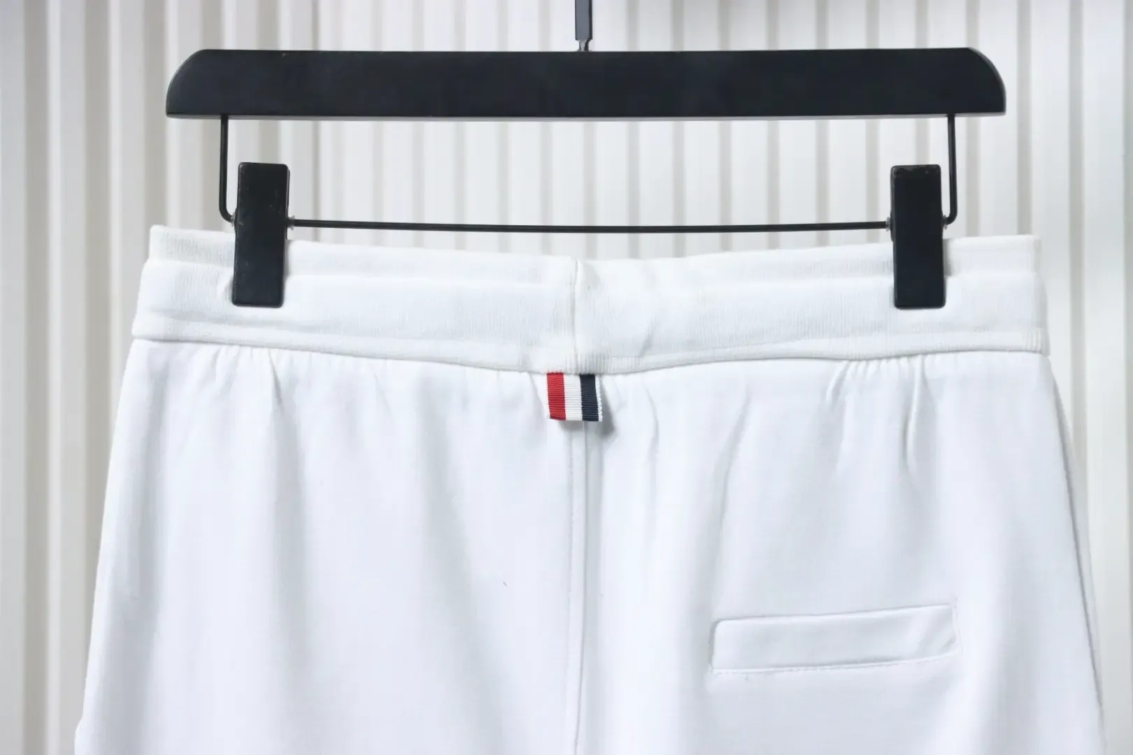 TB yarn-dyed four-bar drawstring trousers - Image 3