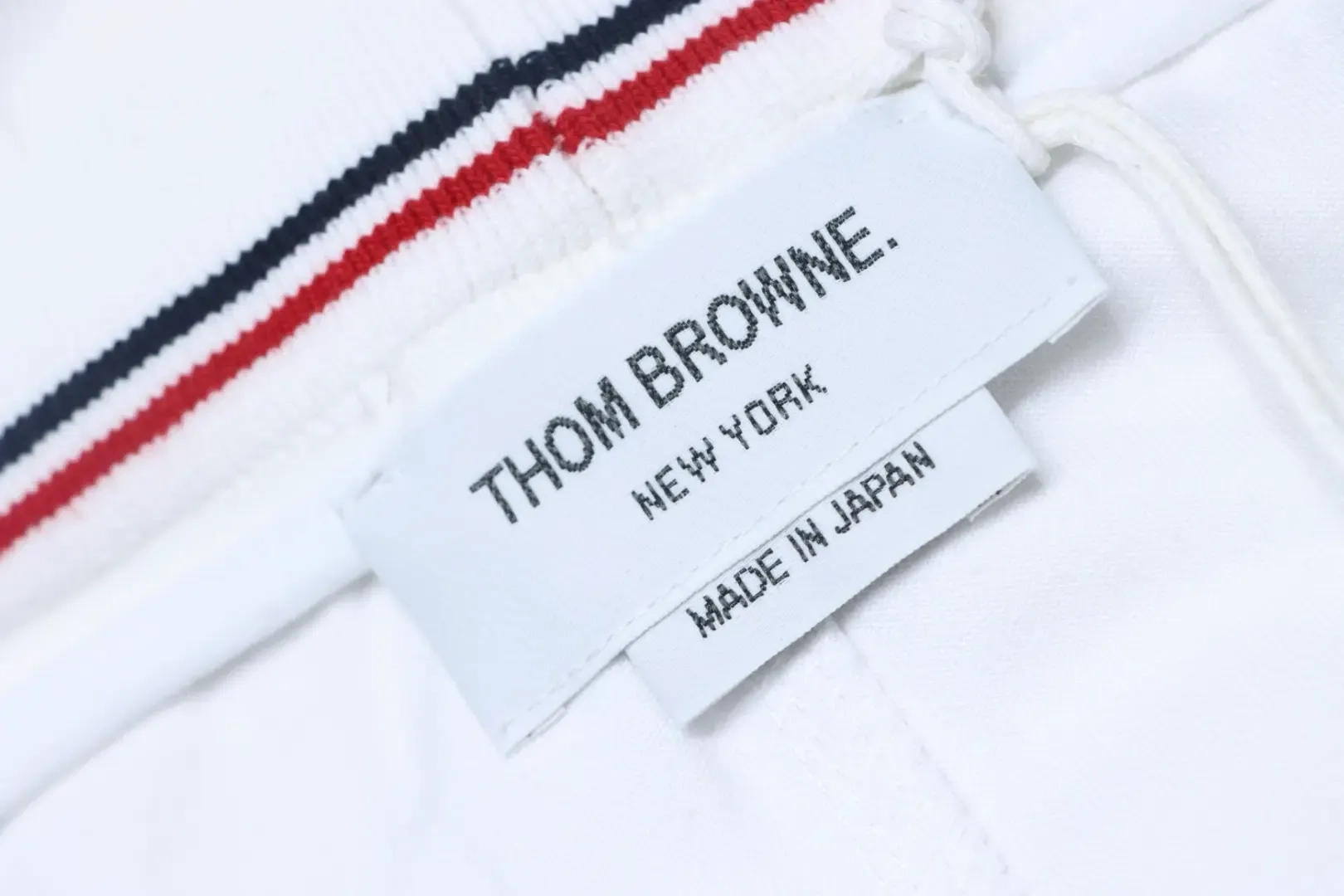 TB yarn-dyed four-bar drawstring trousers - Image 9