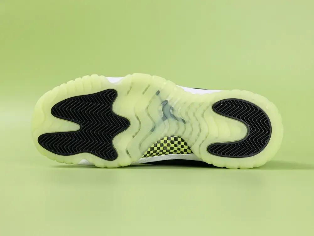 Air Jordan 11 Retro GS Inner Beast Top - Image 3