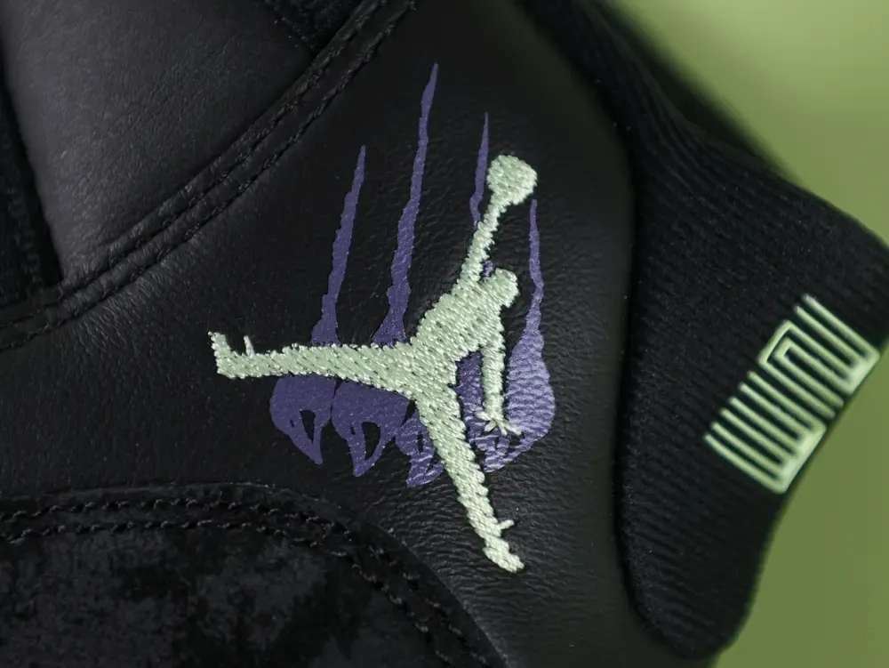 Air Jordan 11 Retro GS Inner Beast Top - Image 10
