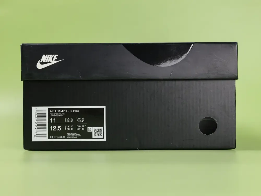 Nike Air Foamposite Pro Pine Green 2025 - Image 13