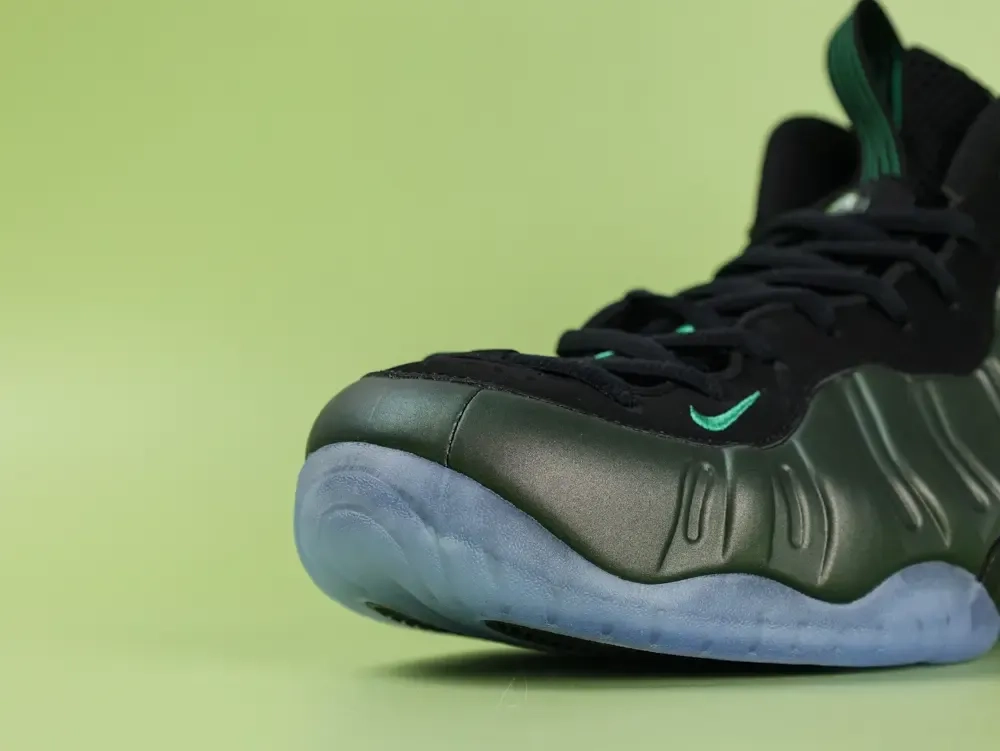 Nike Air Foamposite Pro Pine Green 2025 - Image 4