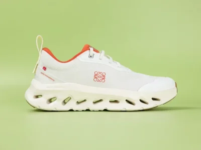 On Running x Cloudtilt 2 White and Orange Sneakers