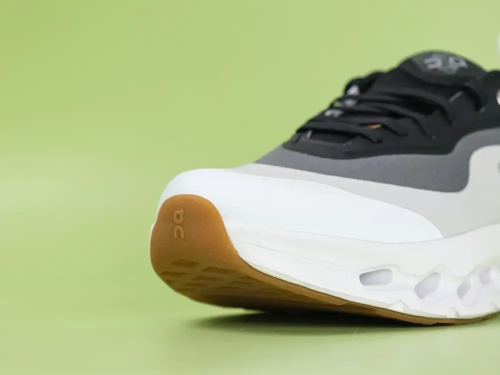 On Running x L0.ewe Cloudtilt 2 Black and White - Image 6