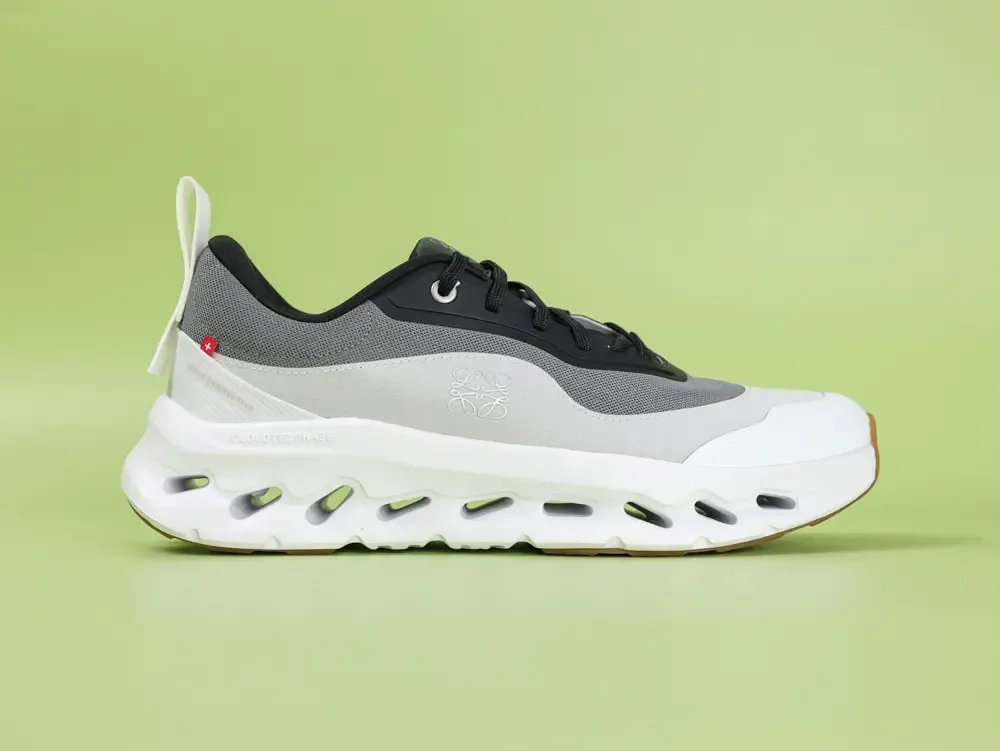 On Running x L0.ewe Cloudtilt 2 Black and White