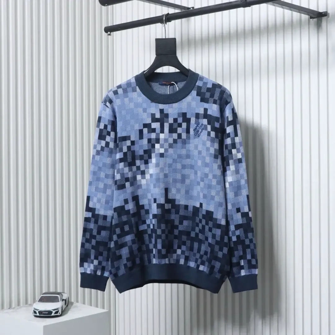 Sweater With Mosaic Pattern Round Neck And Back Studs - Image 16