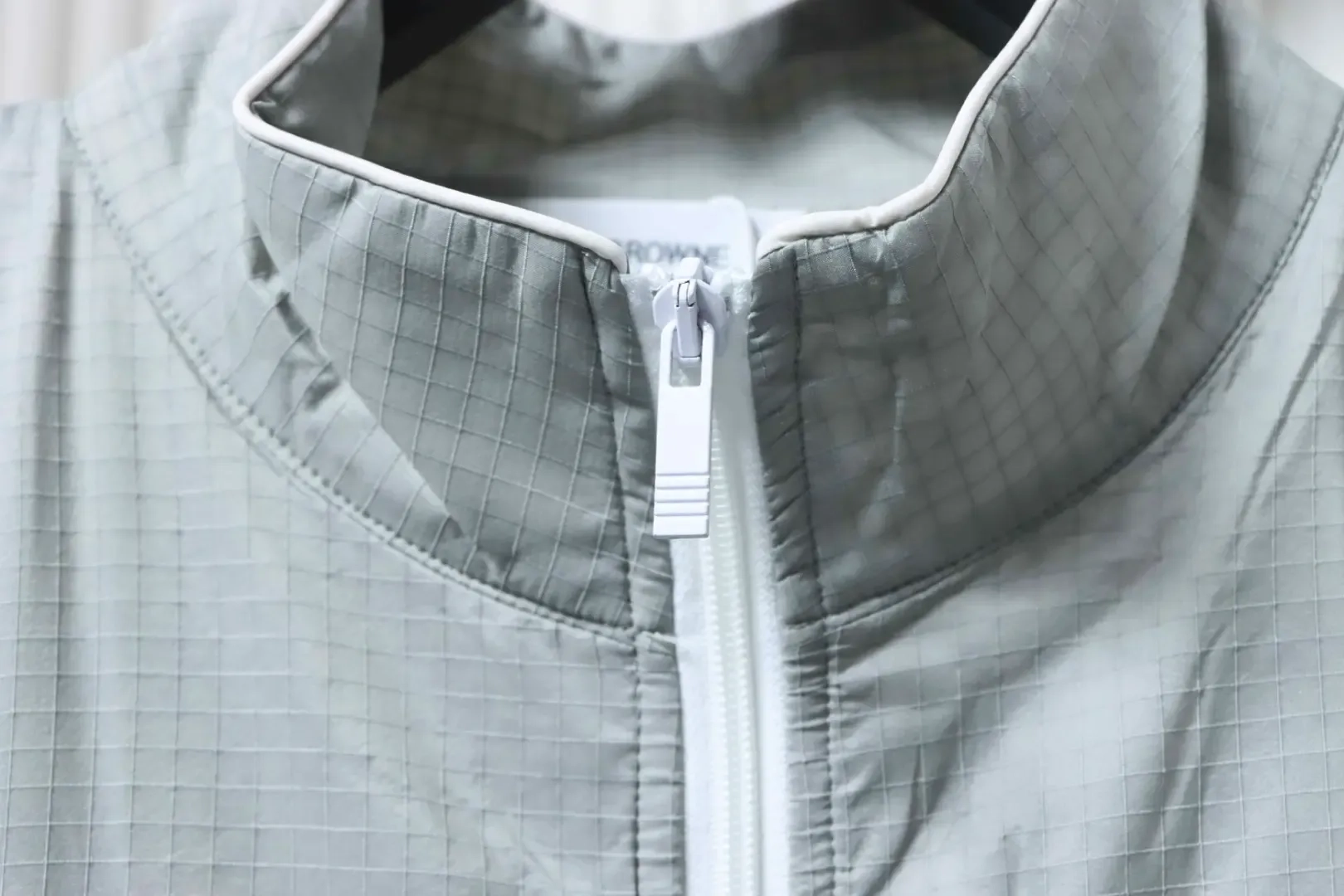 Tb Double Layered Leisure Jacket With Four-Ply Woven Stand Up Collar - Image 5