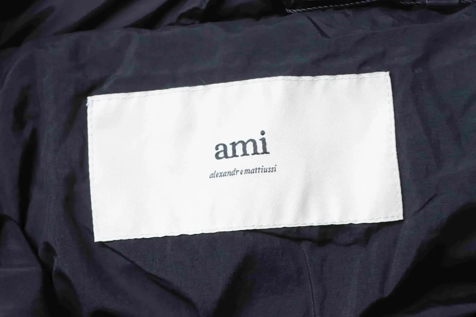 Ami 25Fw Down Jacket With Heart Embossing - etkick reps au