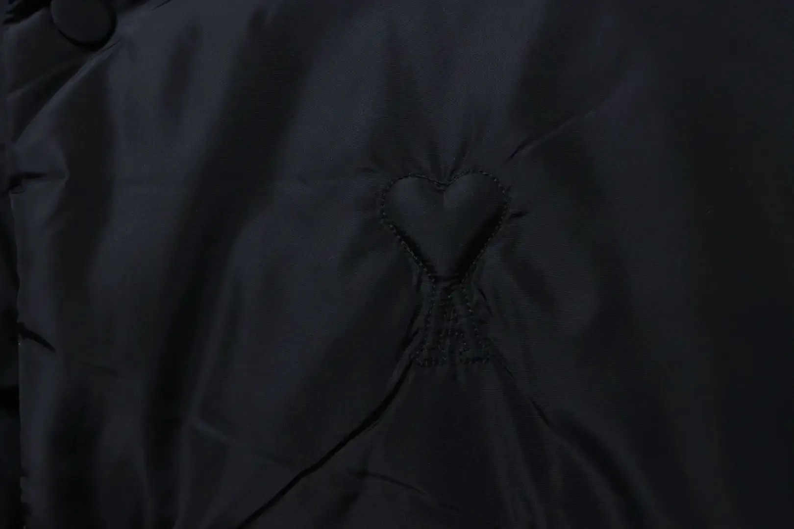 Ami 25Fw Down Jacket With Heart Embossing - etkick reps au