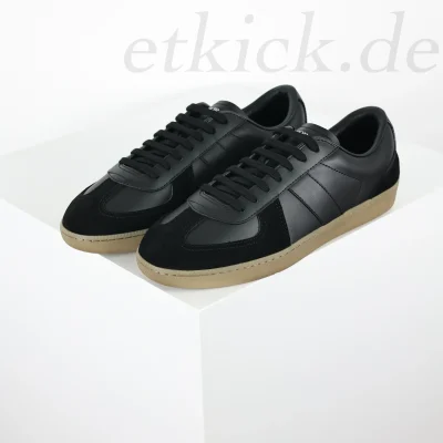 B01 Matchpoint Sneakers In Black Smooth Calfskin And Black Suede