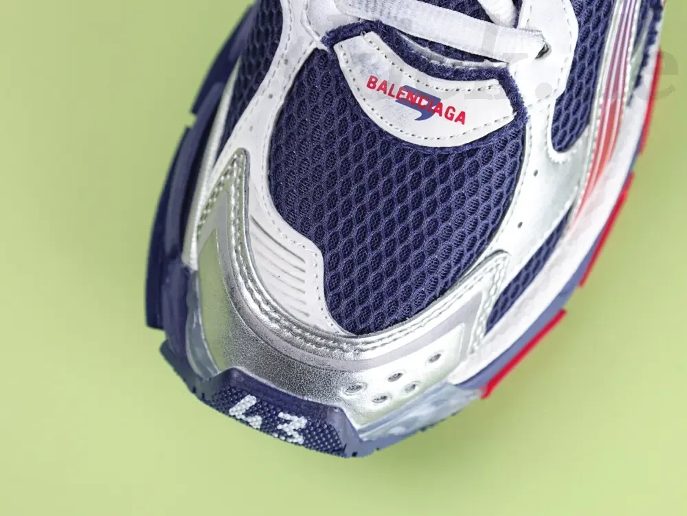 Balenciaga Mens Running Shoes With A Gradient Color Design In Navy Blue Red And Gray - etkick reps au