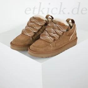 Ugg Moccasin Snow Boots Made Of Suede With Mesh Inserts Brown