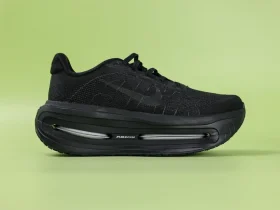 Vomero Plus Women'S Road Running Shoes Black