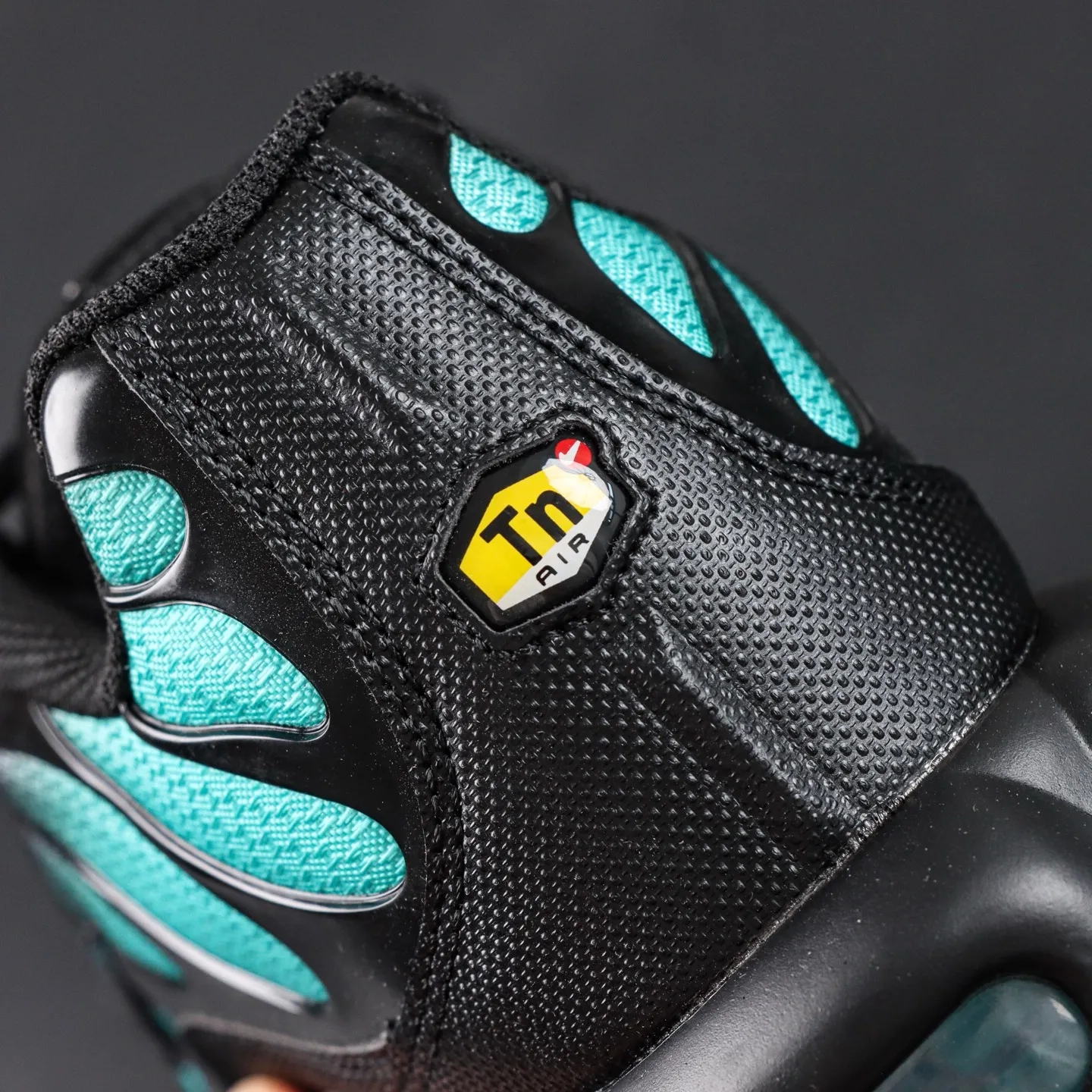 Air Max Plus Running Shoes Black and Blue - etkick reps au