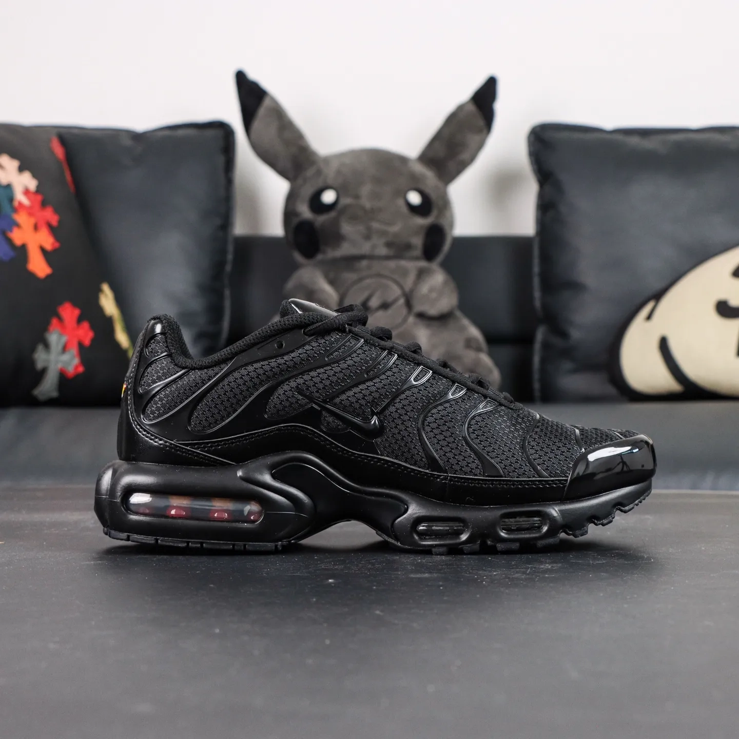 Air Max Plus TN Retro Running Shoes with Cushioning Black - etkick reps au
