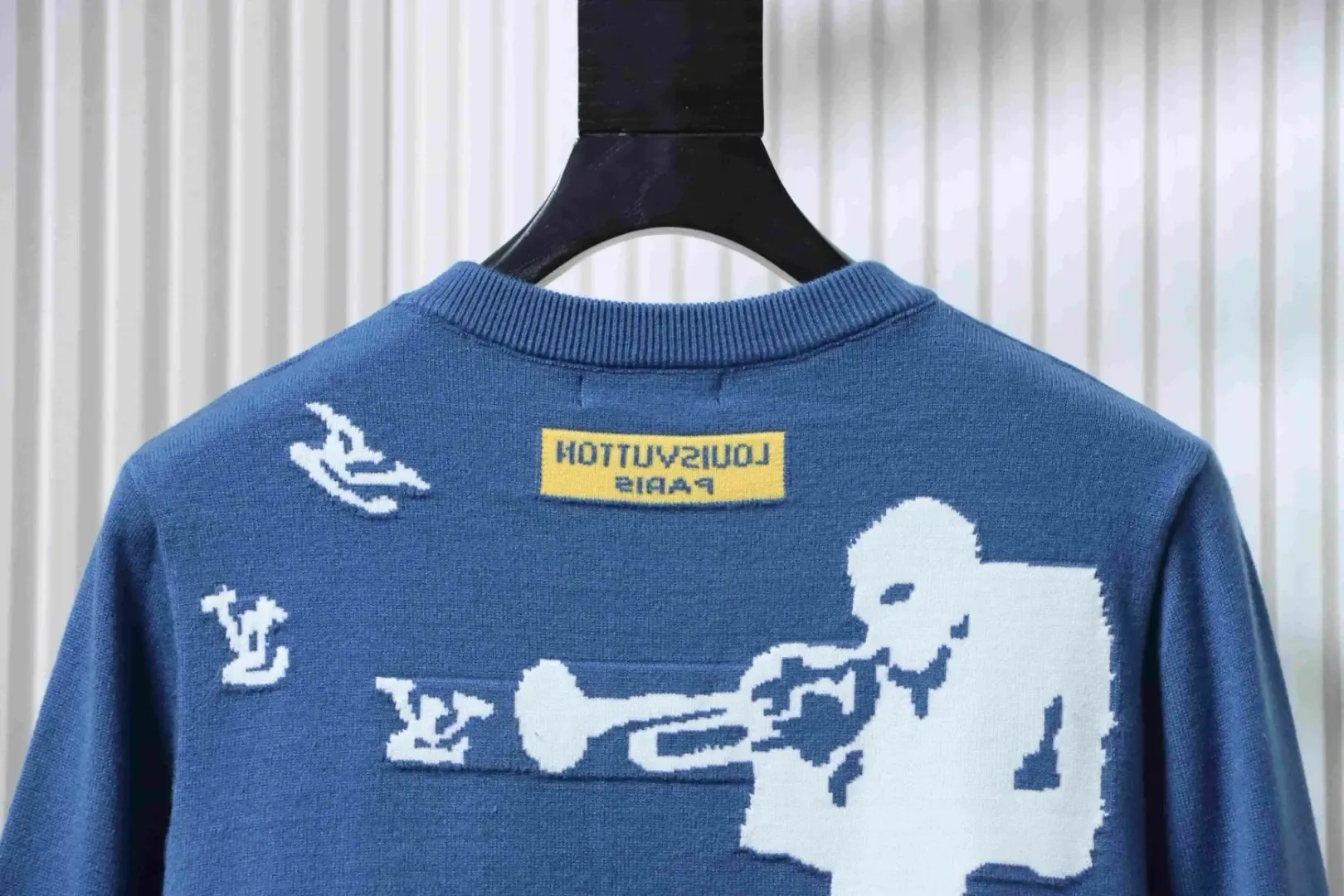 Cloud Jazz Pullover With Small Jacquard Neckline And Round Neck - etkick reps au