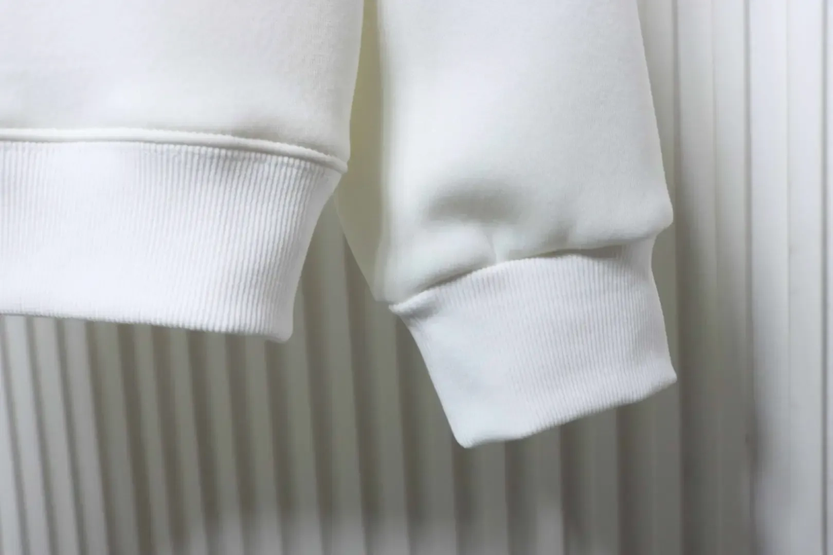 Sweatshirt With Overlapping Logo And Round Neckline - etkick reps au