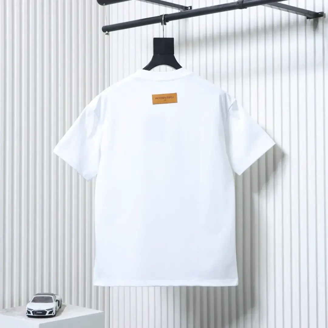 LU Shirt With Wave Pattern Contrasting Monogram And Embroidered Letter Logo - Image 12