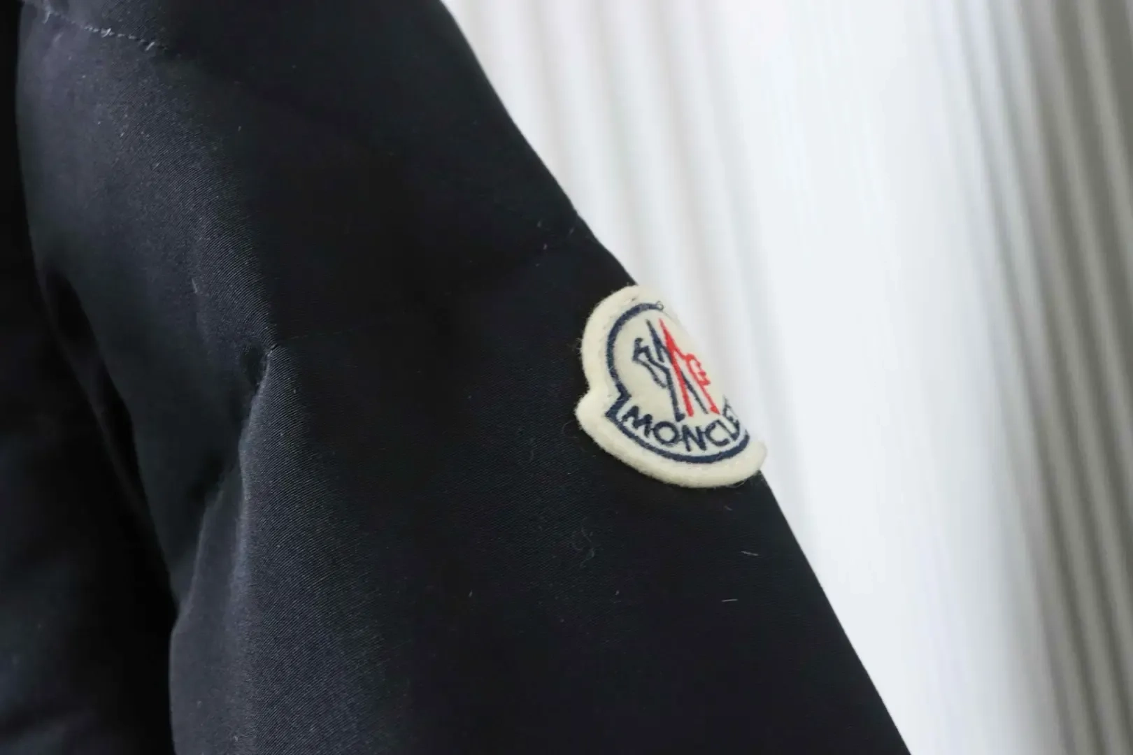 Moncler Gamme Rouge Down Jacket With Hood And Two Pockets - Image 11