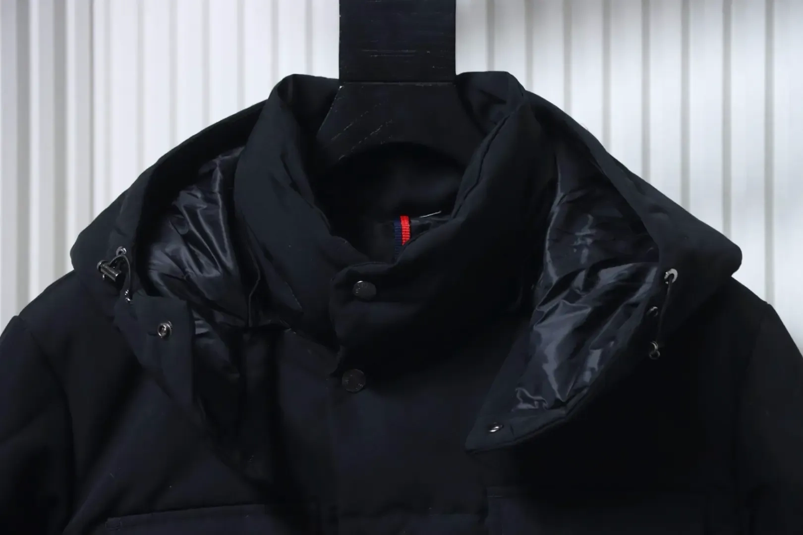 Moncler Gamme Rouge Down Jacket With Hood And Two Pockets - Image 5