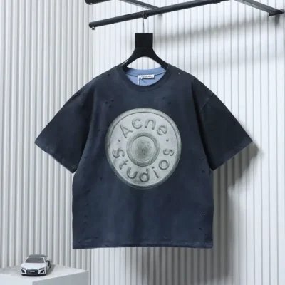 Acne Studios short-sleeved T-shirt in a used look, sandblasted and washed