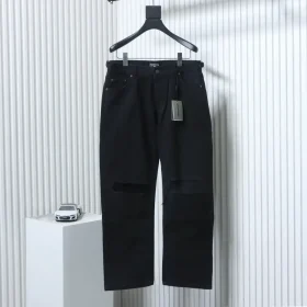 Balenciaga BLCG 24SS ripped jeans